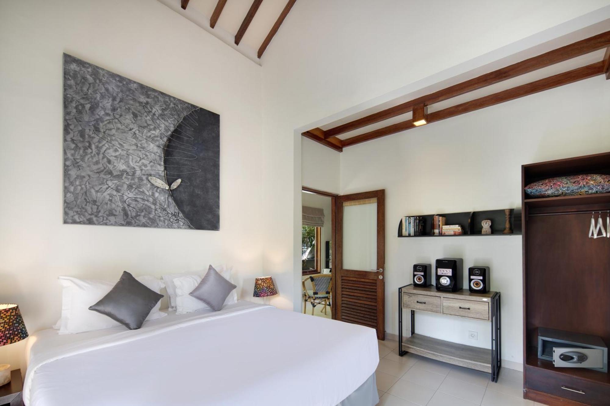 Sempiak Seaside Resort Selong Belanak Phòng bức ảnh