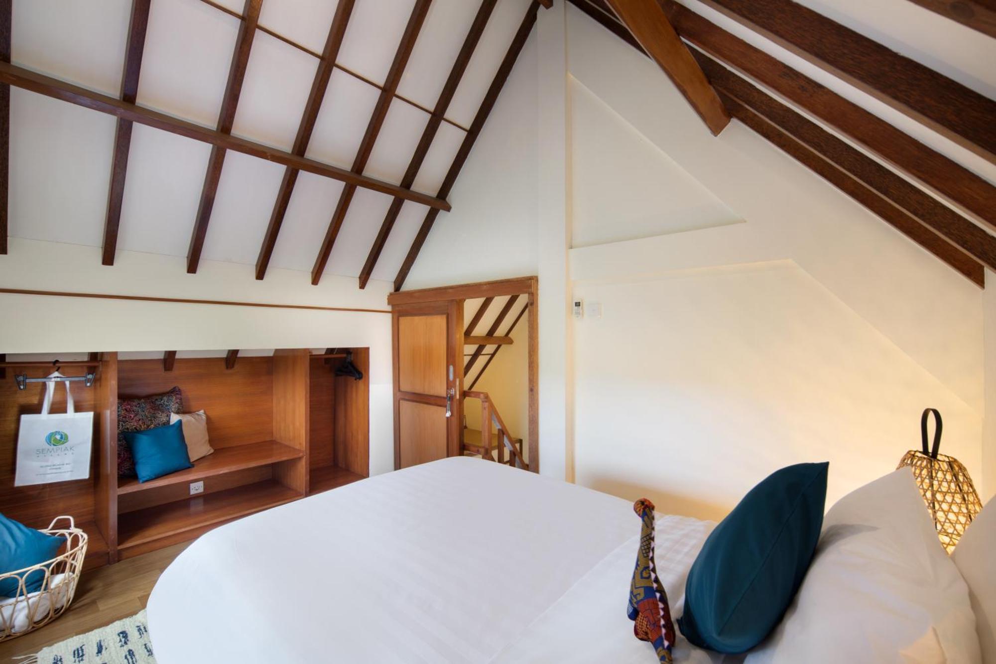 Sempiak Seaside Resort Selong Belanak Phòng bức ảnh