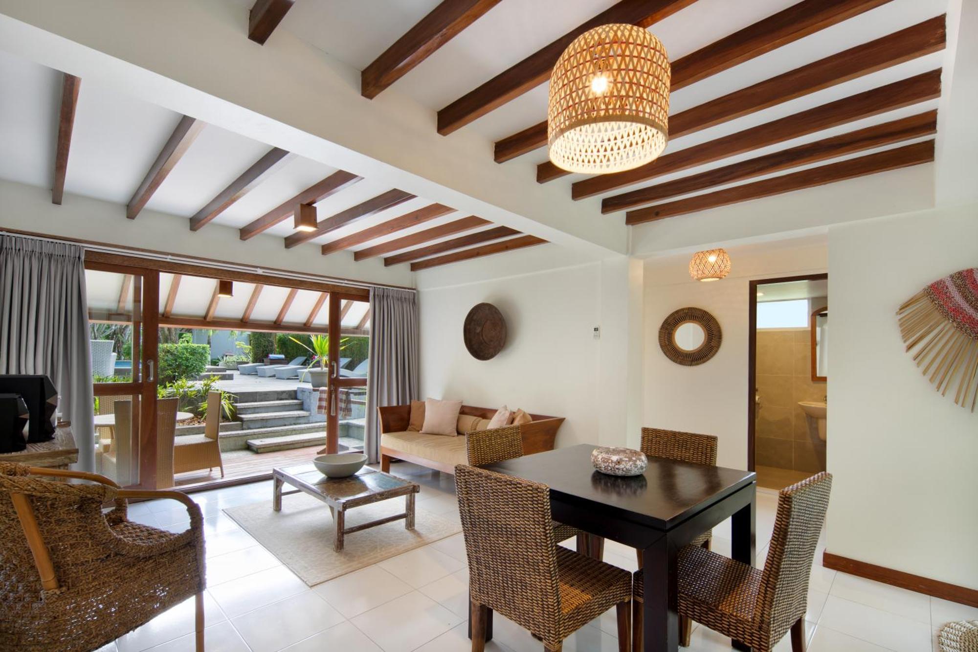 Sempiak Seaside Resort Selong Belanak Phòng bức ảnh
